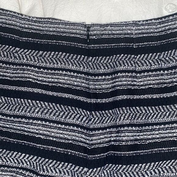 Loft fringe textured skirt - Picture 6 of 6